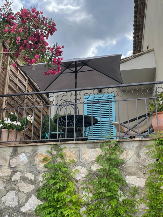 Apartmán Les Trefles Hyères Exteriér fotografie