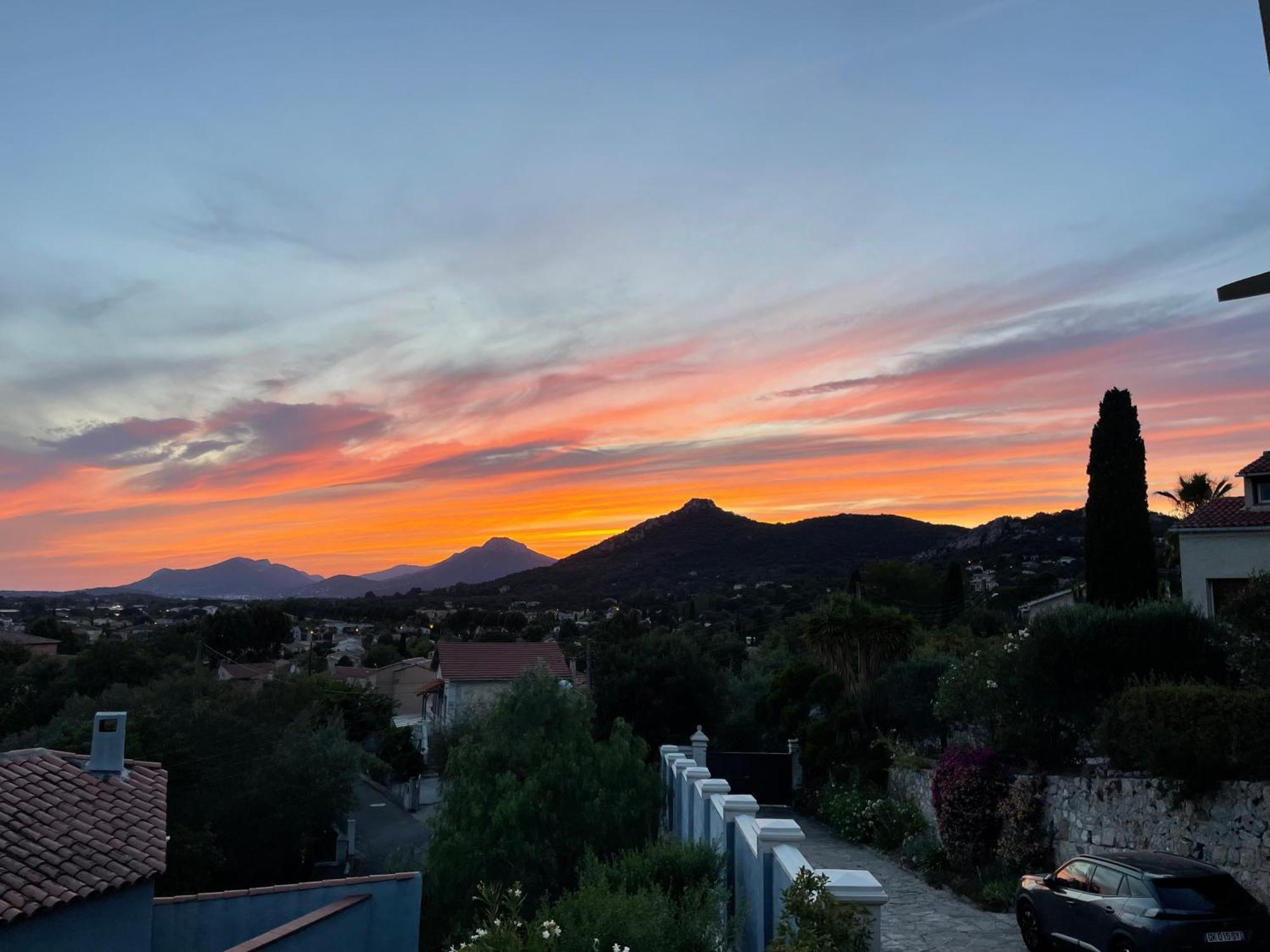 Apartmán Les Trefles Hyères Exteriér fotografie