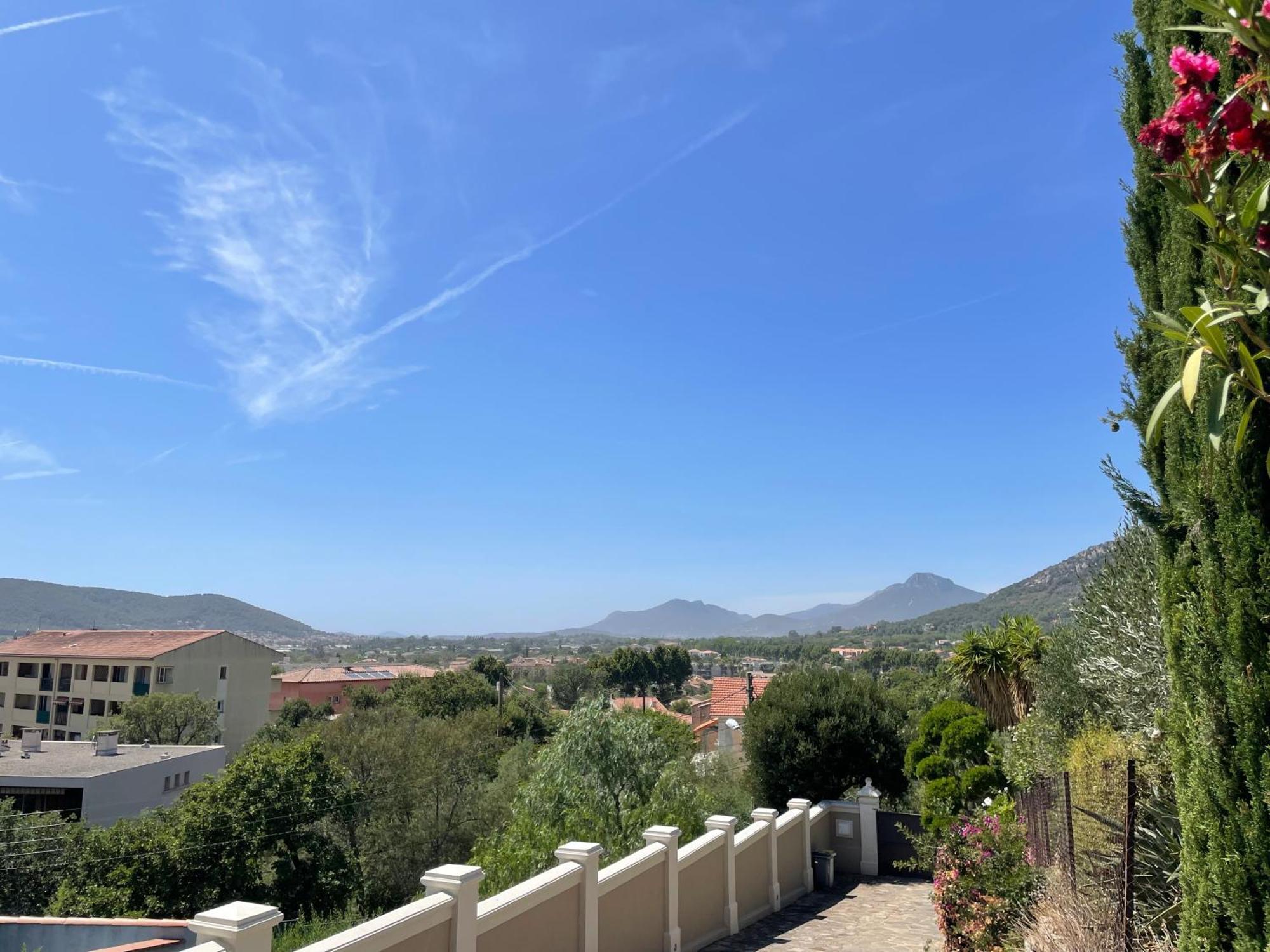 Apartmán Les Trefles Hyères Exteriér fotografie